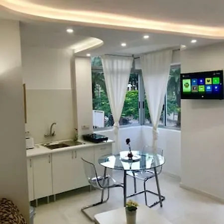 Avenida Familia De Betancourt Y Molina Appartamento